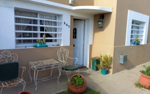 Jasale Vende Casa de 2 dorm en Magdalena, Bs As